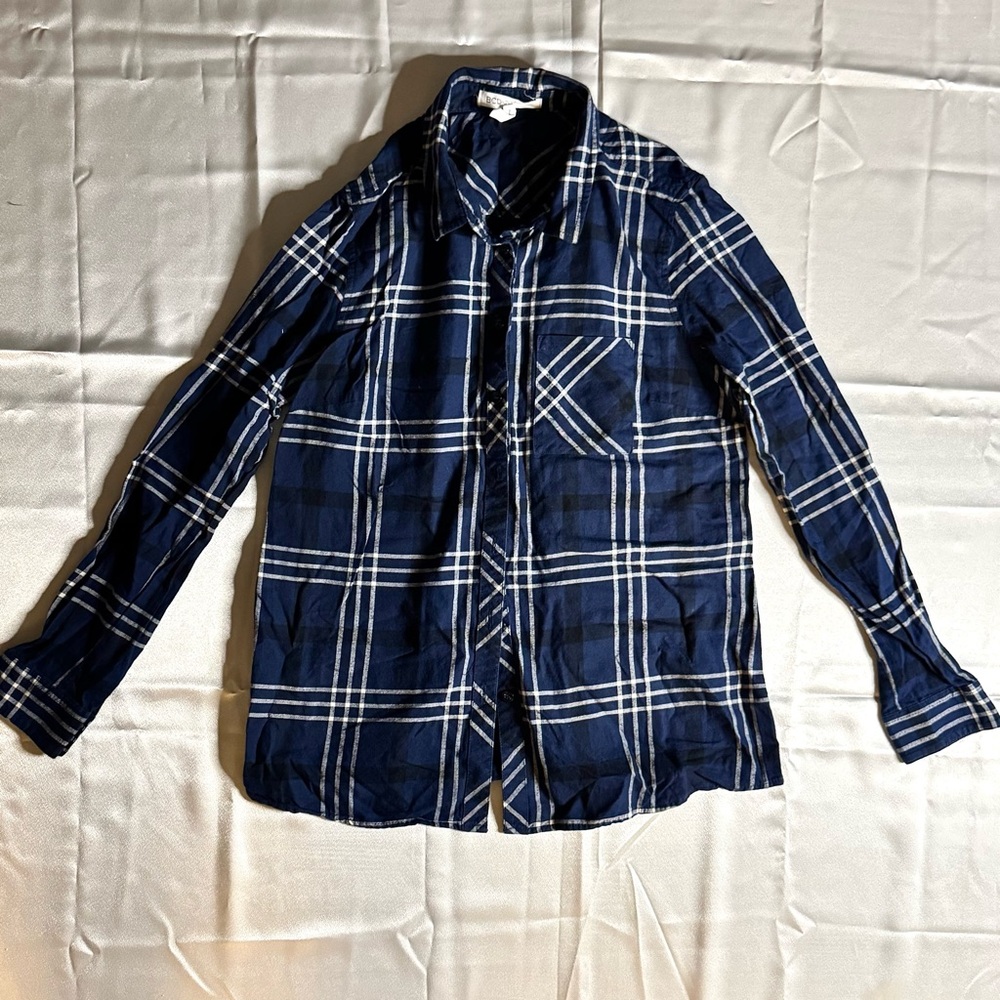 BCBG Blue & Black Button Down SZ Medium